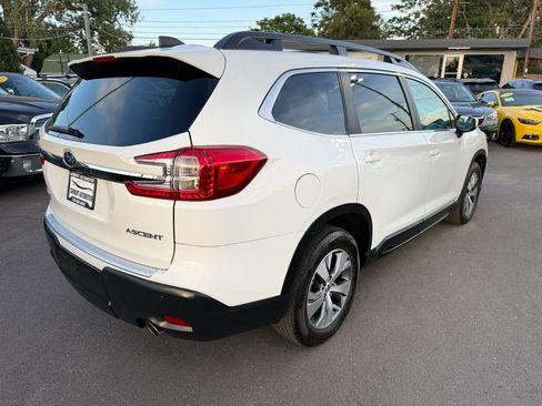 Used 2024 Subaru Ascent Premium w/ Convenience Package AWD/4WD image 9