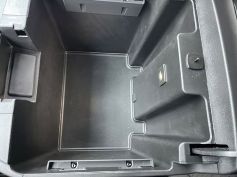 Used 2021 Chevrolet Silverado 1500 LT Trail Boss w/ Bed Protection Package image 21