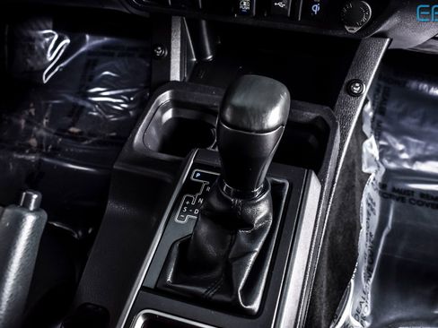 Used 2022 Toyota Tacoma TRD Sport image 27