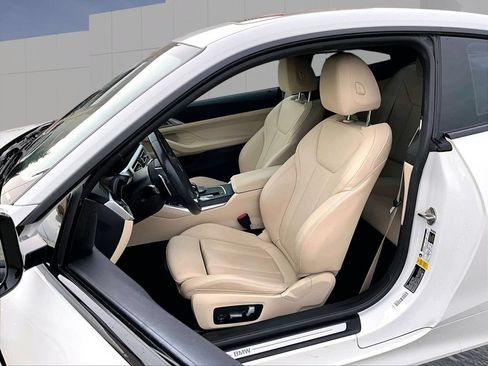 Used 2021 BMW 430i Coupe w/ Convenience Package RWD image 5