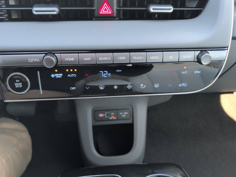 New 2027 Hyundai Ioniq 5 Limited RWD image 18