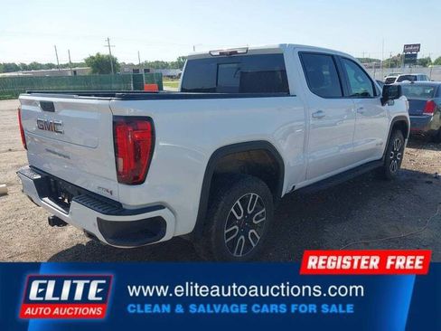 Used 2021 GMC Sierra 1500 AT4 w/ AT4 Premium Package AWD/4WD image 8