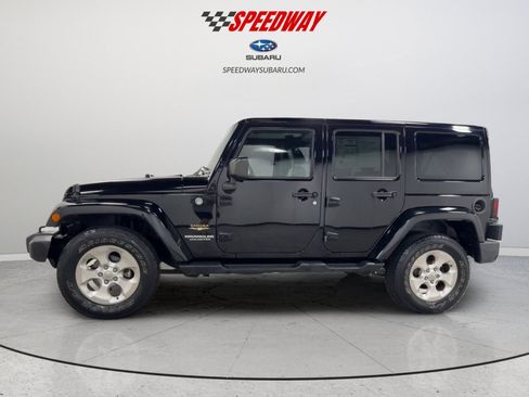 Used 2015 Jeep Wrangler Unlimited Sahara AWD/4WD image 10
