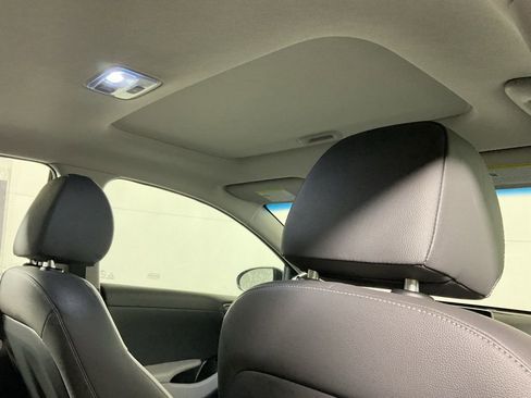 Used 2021 Hyundai Ioniq Limited image 2