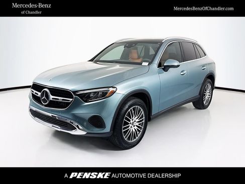 Certified 2026 Mercedes-Benz GLC 300 image 1