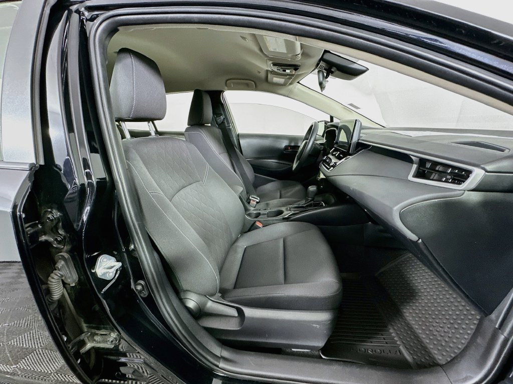 Used 2023 Toyota Corolla LE FWD image 27