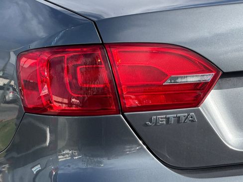 Used 2013 Volkswagen Jetta SE image 12