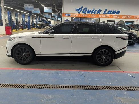 Used 2020 Land Rover Range Rover Velar R-Dynamic S image 4
