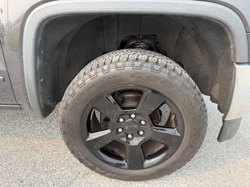 Used 2014 GMC Sierra 1500 SLE w/ SLE Value Package AWD/4WD image 31