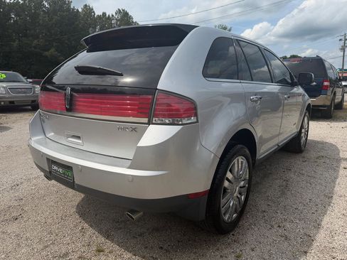 Used 2010 Lincoln MKX 2WD image 7
