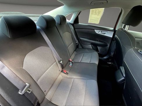 Used 2024 Kia Forte LXS FWD image 28
