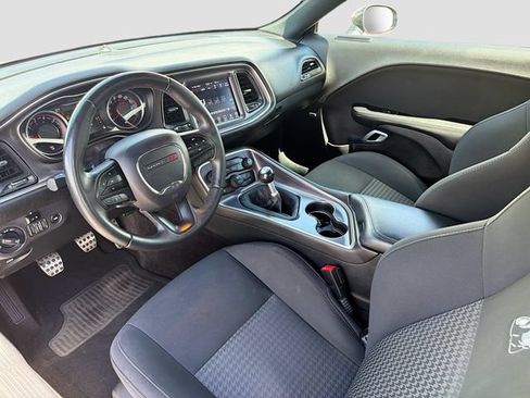 Used 2017 Dodge Challenger R/T Scat Pack RWD image 24