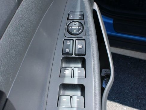 Used 2017 Hyundai Tucson SE Plus AWD/4WD image 11