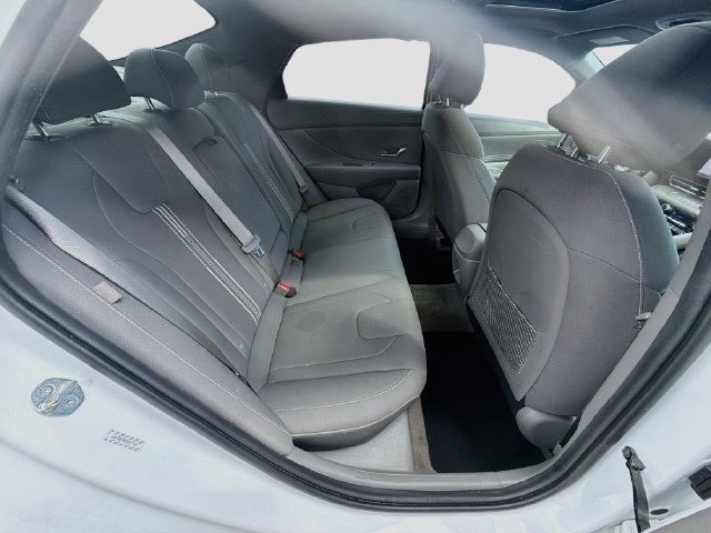 Used 2024 Hyundai Elantra SEL w/ Convenience Package FWD image 29
