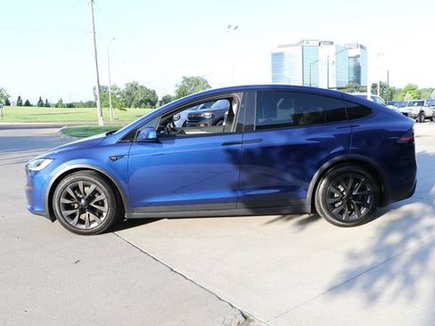 Used 2023 Tesla Model X AWD/4WD image 4