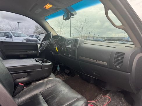 Used 2008 GMC Sierra 1500 SLE w/ Power Pack Plus image 17