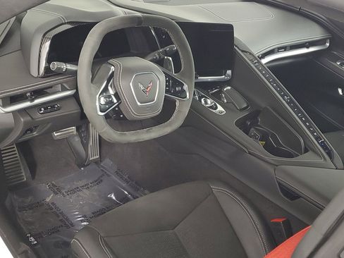 Used 2023 Chevrolet Corvette Stingray Premium Conv w/ Z51 Performance Package RWD image 15