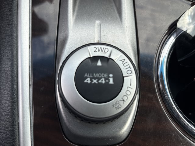 Used 2014 Nissan Pathfinder SL w/ SL Premium Package AWD/4WD image 42