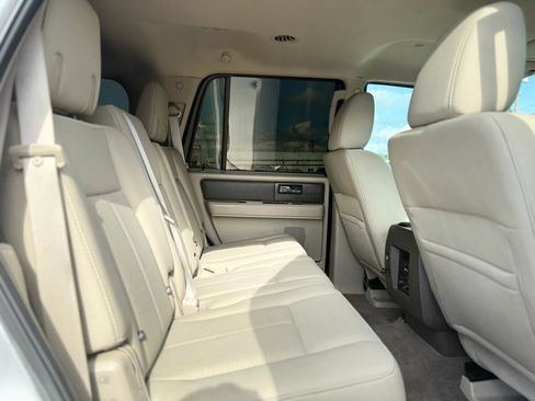 Used 2012 Ford Expedition XLT w/ HD Trailer Tow Pkg AWD/4WD image 22