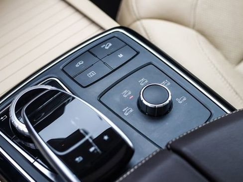 Used 2018 Mercedes-Benz GLE 43 AMG 4MATIC image 13