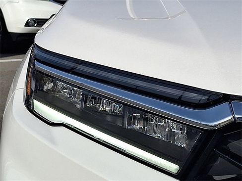 New 2025 Honda Pilot Touring image 25