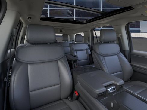 New 2026 Ford Expedition Active AWD/4WD image 10
