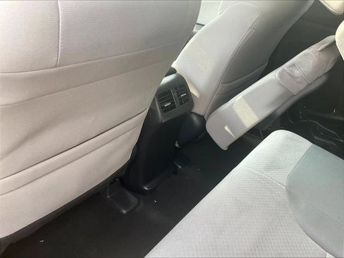 Used 2016 Honda CR-V EX image 10