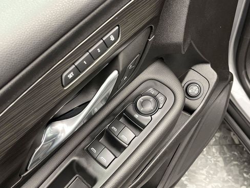 Certified 2023 GMC Terrain SLT w/ Elevation Edition AWD/4WD image 8
