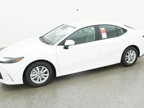 New 2026 Toyota Camry LE FWD image 2