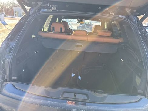 Used 2024 BMW X5 xDrive40i w/ M Sport Package image 21