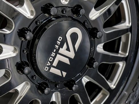 Used 2022 Ford F350 Lariat w/ Lariat Ultimate Package image 58