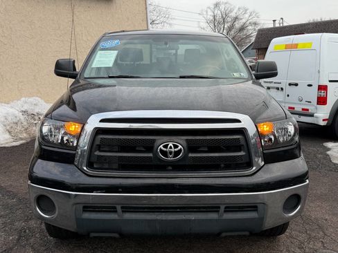 Used 2010 Toyota Tundra 4x4 Double Cab image 2