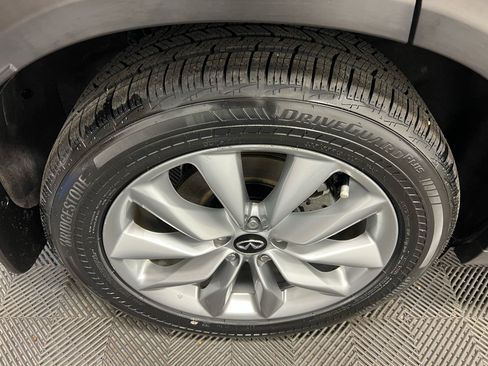 Used 2022 INFINITI QX50 Essential image 39