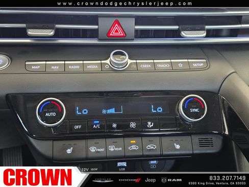 Used 2024 Hyundai Elantra Limited FWD image 27
