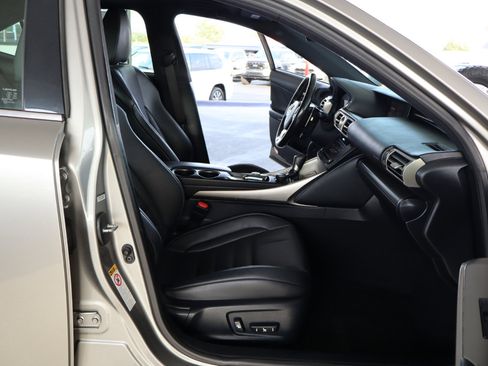 Used 2016 Lexus IS 300 AWD image 35