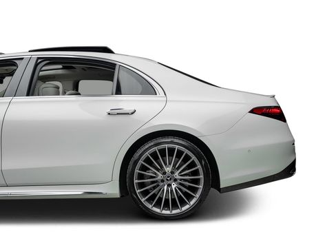 Used 2023 Mercedes-Benz S 580 4MATIC Sedan w/ AMG Line image 22