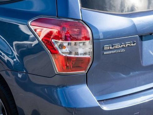 Used 2016 Subaru Forester 2.5i Premium w/ All-Weather Package AWD/4WD image 13