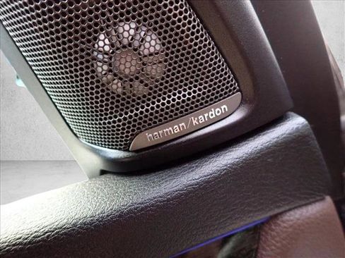 Used 2018 BMW X5 xDrive40e image 15