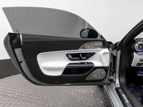 Used 2025 Mercedes-Benz AMG GT 63 image 23