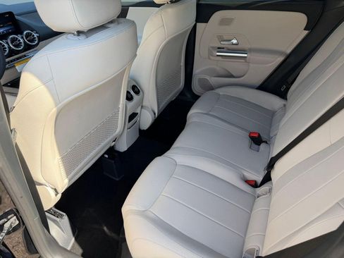 New 2026 Mercedes-Benz GLA 250 GLA 250 image 24