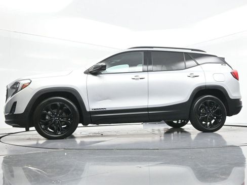 Used 2021 GMC Terrain SLE w/ Elevation Edition FWD image 40