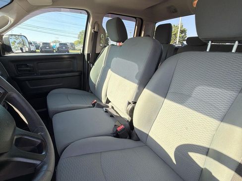 Used 2018 RAM 1500 Express AWD/4WD image 13