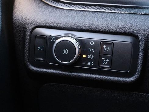 Used 2022 Ford Explorer ST image 22