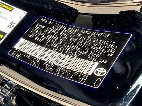 Used 2025 Toyota Corolla SE image 34