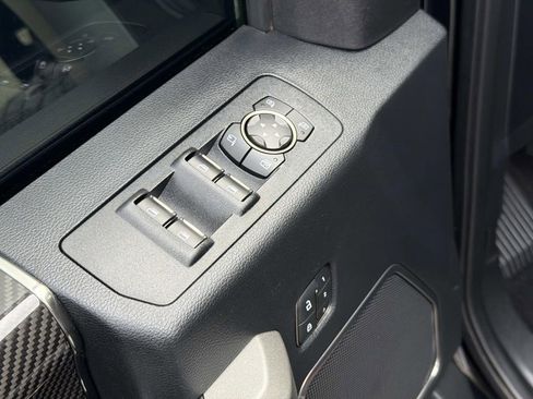 Used 2019 Ford F150 Raptor w/ Equipment Group 802A Luxury image 22