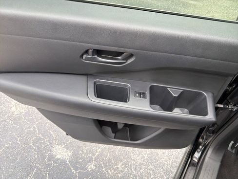 Certified 2024 Nissan Pathfinder SV AWD/4WD image 23