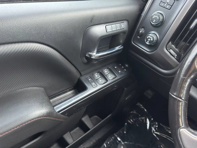 Used 2018 GMC Sierra 1500 SLT AWD/4WD image 32