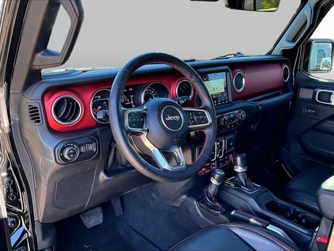 Used 2020 Jeep Gladiator Rubicon AWD/4WD image 17
