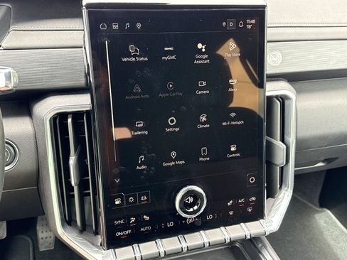 Used 2025 GMC Acadia Elevation FWD image 28
