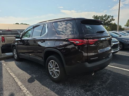 Used 2022 Chevrolet Traverse LT FWD image 5